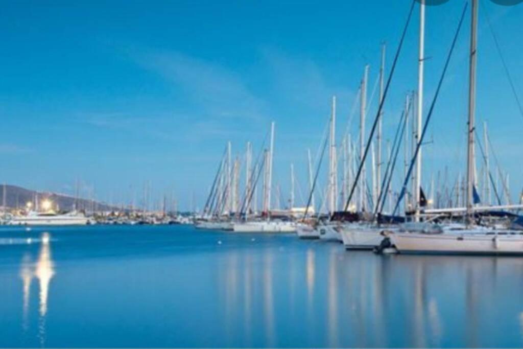 Ecostay-Serenity,Business Class Apartment By The Sea In Alimos Kalamaki 아테네 외부 사진