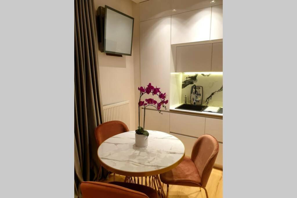 Ecostay-Serenity,Business Class Apartment By The Sea In Alimos Kalamaki 아테네 외부 사진