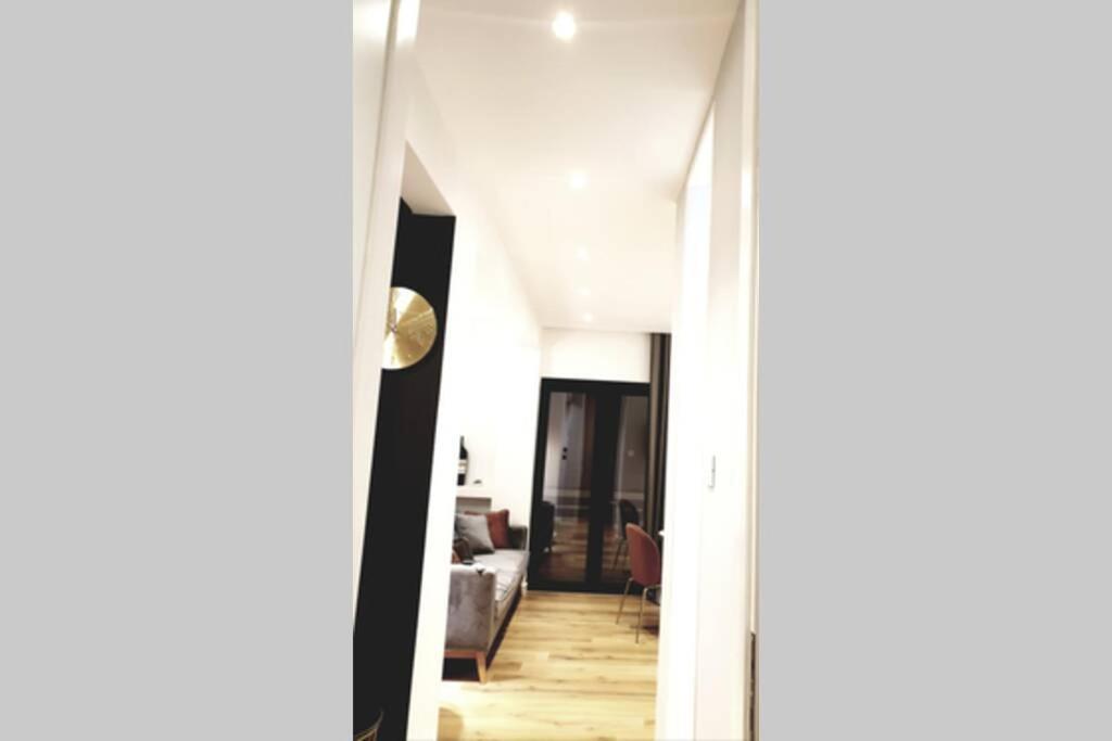 Ecostay-Serenity,Business Class Apartment By The Sea In Alimos Kalamaki 아테네 외부 사진