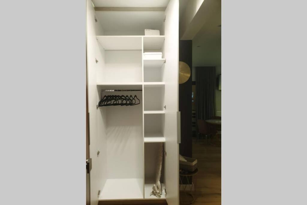 Ecostay-Serenity,Business Class Apartment By The Sea In Alimos Kalamaki 아테네 외부 사진